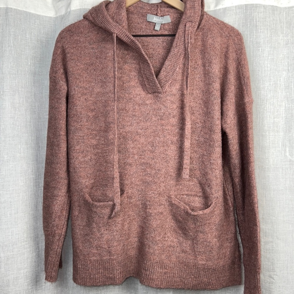 Marled Clothing Hooded Sweater Medium | Kangaroo pockets | Drawstring Hood